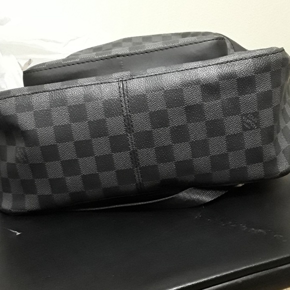 Louis Vuitton Michael Backpack - Picture 8 of 8